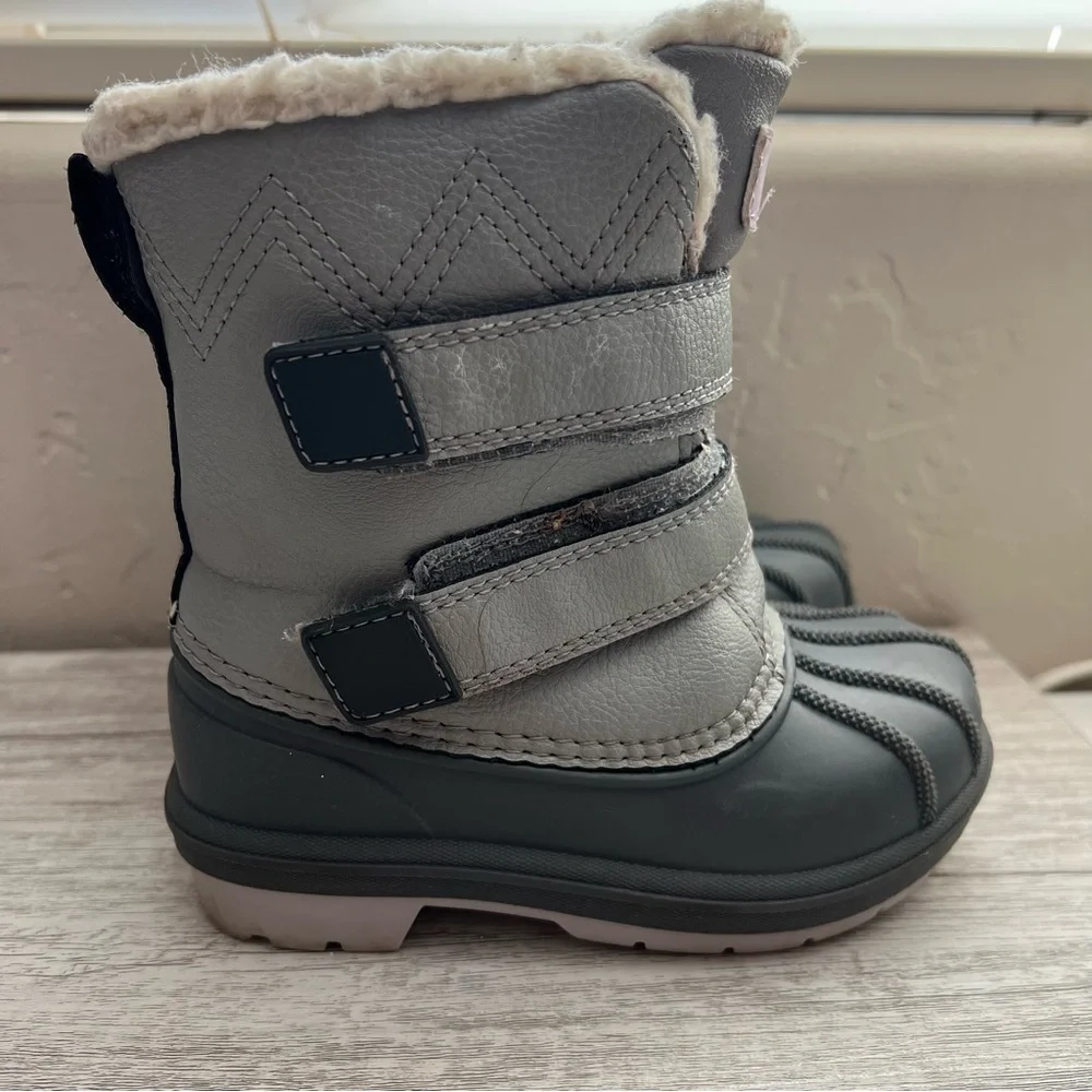Cat & Jack | Snow Boots | Toddler Size 7 | Gray and Purple | Waterproof